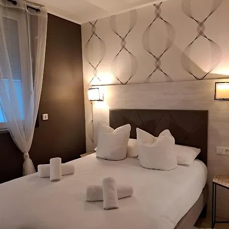 Отель Le Patio *
