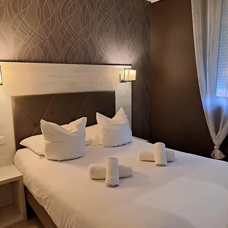 Le Patio Hotel Millau